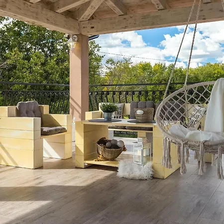 Pupos Vakantiehuis Pula